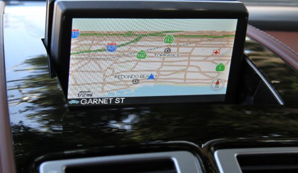 Aston Martin Rapide (2010 – 2012) AMi V2 – Volvo Navigation