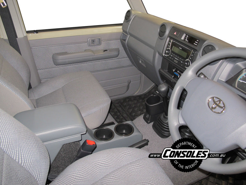 76 Series Wagon Standard Length Centre Floor Compartment